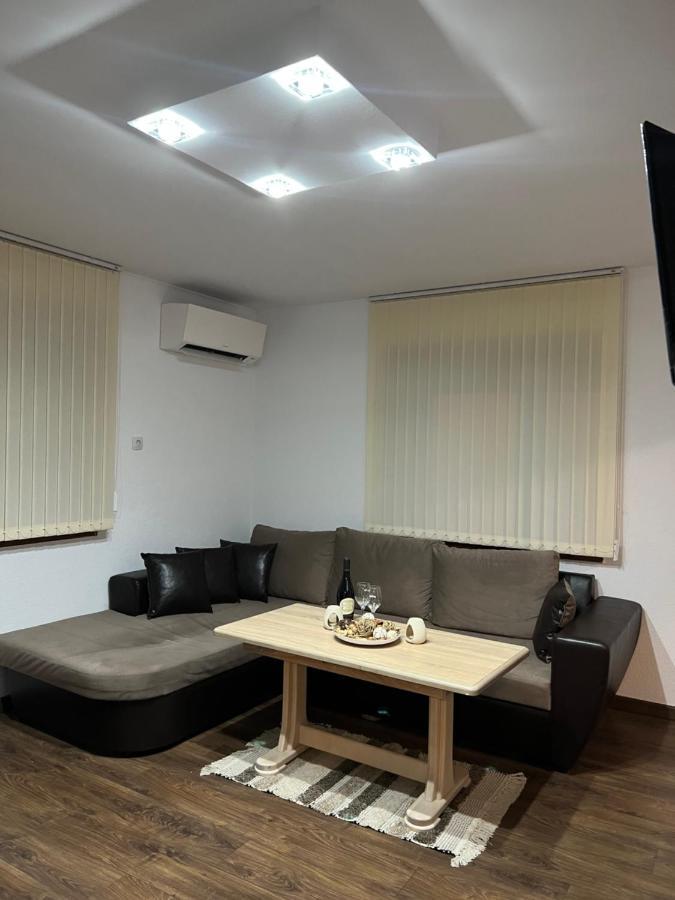 Guest House Tanevi Devin Extérieur photo